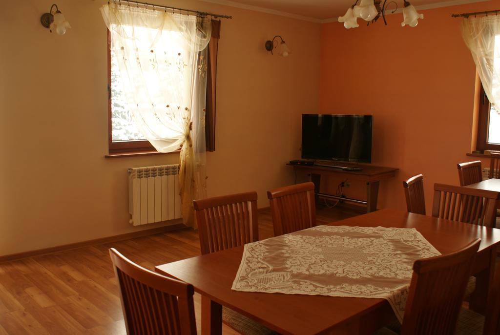 Agroturystyka U Haliny Kamesznica ภายนอก รูปภาพ